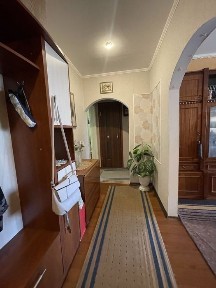 3 кім. квартира, 65 м2, 4/9 Алмазний