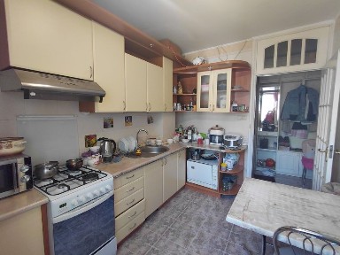 Продам 3кмн квартиру 3 поверх, гарний район
