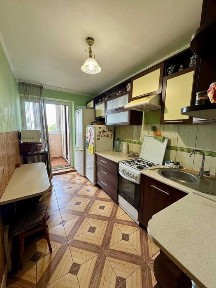 Продається 3 кімнатна квартира по вул. Повітряна. с. Ков'ярі
