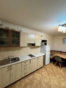 Продаж Апартаментів, 2к квартири з ремонтом на вул. Кутова