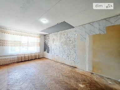 Продаж 1-кімнатної квартири під ремонт