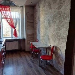 Здається в оренду 2к. квартира в Центрі