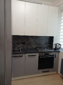 Орендна частини будинку з власним подвірям 2 кімн квартира + парковка район Левандівки біля озера