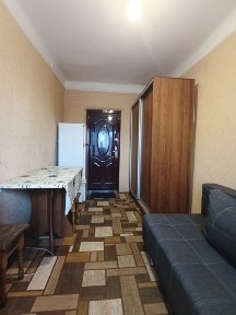 Продаж терміновий ! Кімната в гуртожитку.