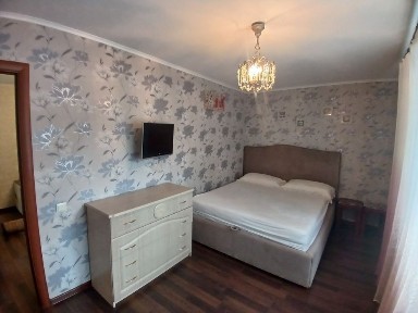 2 кімнатна Центр.