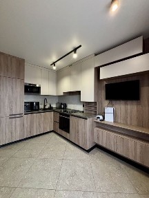 Євро 3 к квартира з дизайнерським ремонтом+меблі. Мін. оф! Без комісії!