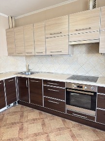 Продаж 2 кімнатної квартири, вул. Незалежності 17. Можно під програми