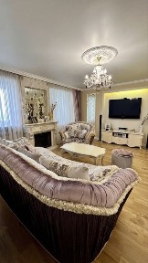 3-х ком квартира с ремонтом в кирпичном доме. Черемушки. Паркинг на 2 ав