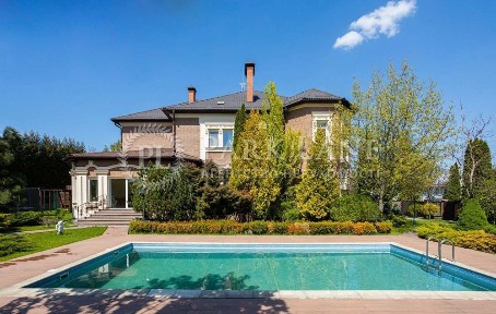 Без%. Продаж преміального будинку у Віта Поштова, 30 соток