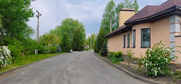 Продам будинок на 42 сот, вихід на річку Козинку.