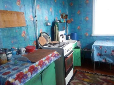 Продаємо за 9000 добротний будинок в центрі с. Малинівка, пл. 65 кв. м