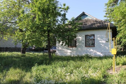 продаю хату с. Северинівка Тростянецький р-н Вінницька обл.