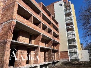 Продам велику 1-кімнатну квартиру в новому будинку