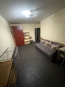 Продам двукімнатну кв. 5хв метро Х. Г.