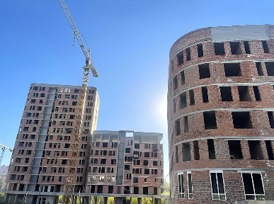 Двокімнатна квартира по вул. Миколайчука 38