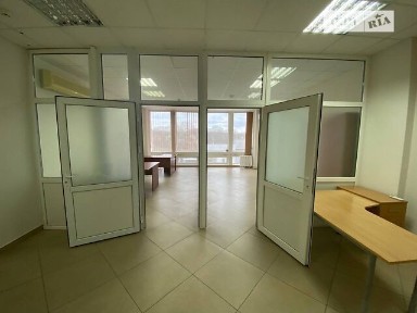 вулиця Митрополита Василя Липківського, мікрорайон Солом'янка, район Солом'янський, Київ, метро Вокзальна, вул. Митрополита Василя Липківського 2, приміщень - 6, поверх - 5 • ID 34039143