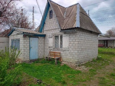 Продається дача в садовому товаристві Мічурінець