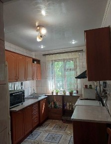 Пропонуємо до продажу будинок в центрі Городища