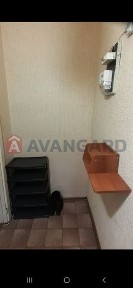 Продам теплу 2-кімнатну квартиру на Дніпробуді (вул. Харитонова, 16)