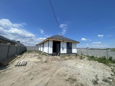 Окремий Будинок на Льонокомбінаті з Центральними Мережами