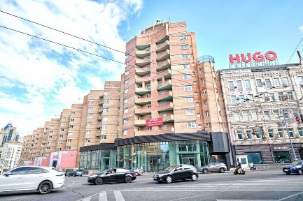Арена Хрещатик, Офіс з Ремонтом, є Генератор, Укриття поруч, Без %