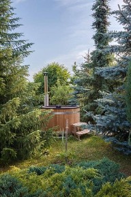 Елітний будинок з терасою, басейном, лазнею
