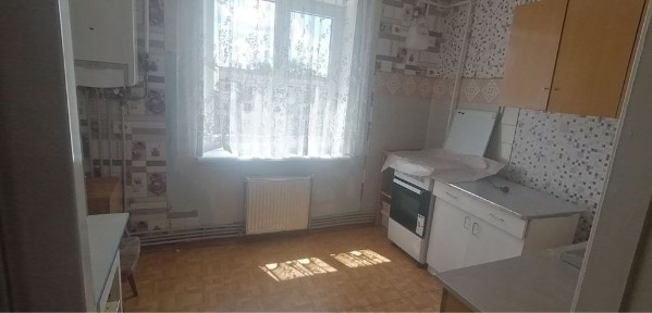 Терміново продам однокімнатну квартиру с. Пісківка