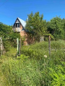 Продається дачний будинок в с. Гавронці
