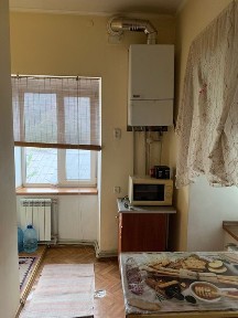 Продам 2-х кімнатну в Старому місті 5 хв до Фортеці/Ратуші