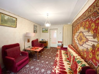 Продажа 2-комнатной квартиры 47.5 м², Крылова ул.