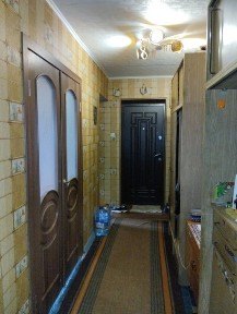 Простора трикімнатна квартира