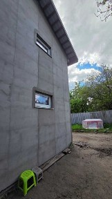 Продам капітальний 2-х поверховий житловий будинок, 10 хвилин від метро Індустріальна