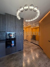 Продам 1,5 кімн. квартиру 43 м² у ЖК KRONA house, Ужгород, 9/9 пов. Забронюй зараз!
