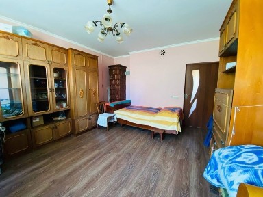 Квартира Дністровська