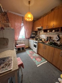 Трикімнатна квартира м-н Сонячний