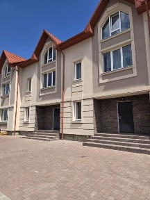 Продаж таунхаусу в передмісті, початок с. Великий Кучурів