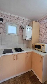 Продам окремий житловий будинок у с. Супрунівка.