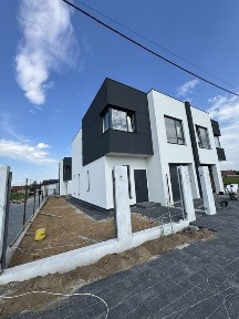 Київська область, Петропавлівська Борщагівка
