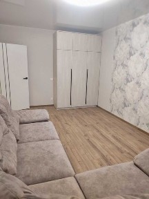 Довготривала оренда 1 кім. кв. вул. Захисників України