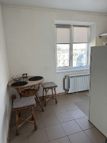 Здам квартиру, Тополина
