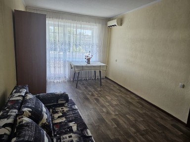 Сдам 1к кв-ру Правый берег пр. Поля
