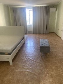 Продам квартиру 134кв, район виставкового центру на Харківській
