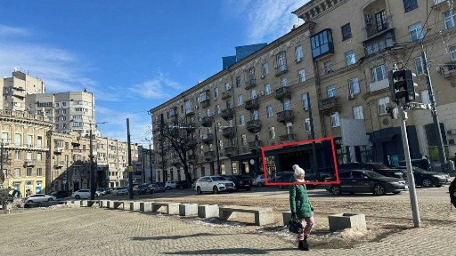 Здам фасадне приміщення в самому центрі Дніпра на пр. Яворницького