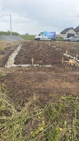 Новий одноповерховий будинок у Підгірному (біля Винник)