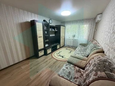 Продам 2-комнатную квартиру на Правде