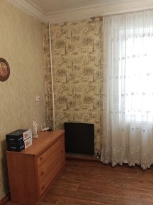 Здається двух кімнатна квартира в місті Кам'янське.