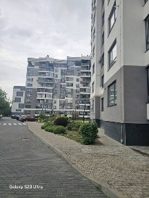 Продаж 1 кім. великогабаритної квартири у ЖК Світлий Хутір з власим парко-місцем