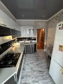 Продам 2-кімн. квартиру в Шевченківському районі, пр. Моторобудівників