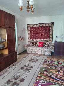 Краківська 16, продам 2х кімнатну квартиру !