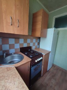 Продам 1-к квартиру з технікою по вул. Брюллова БЕЗ КОМІСІЇ (власник)